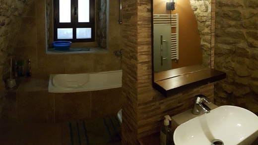 Apartment For Rent In The Old Town of Aamchit — 6
