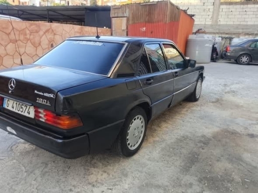 Mercedes-Benz E190 1990 — 3