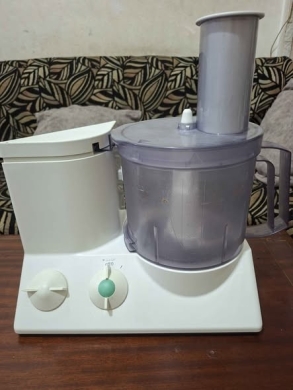 Three Braun Food Processors — 4