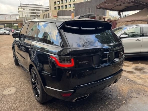 Range Rover Sport 2019 HST Dynamic — 5