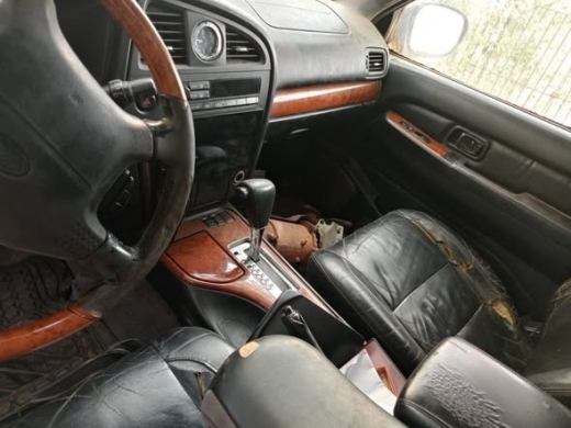 Infiniti QX4 2001 — 3