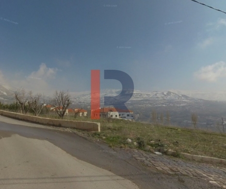 R9-3953 Land for Sale in Ain El Fouwar – Ehden, 442 m², Zoning 30/60, Villa Area