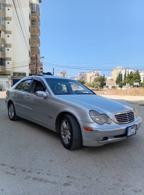 Mercedes-Benz C240 Model 2002 — 2