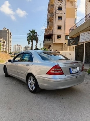 Mercedes-Benz C240 Model 2002 — 3