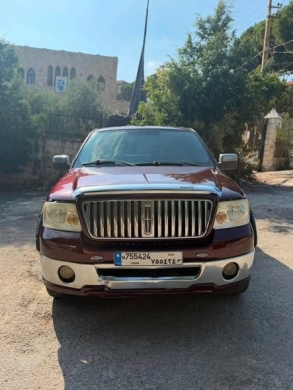 Lincoln Mark LT 2006