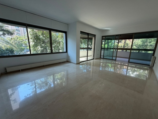 4-Bedroom Apartment For Rent in Achrafieh, Azarieh