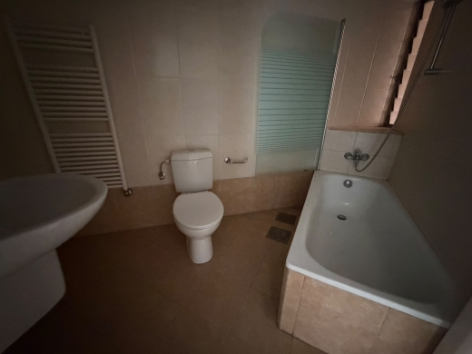 4-Bedroom Apartment For Rent in Achrafieh, Azarieh — 12