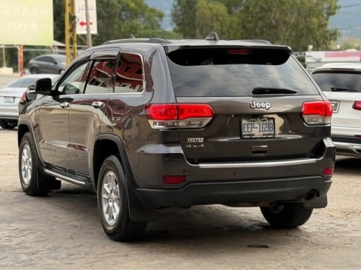 Jeep Grand Cherokee 2019 4x4 — 4