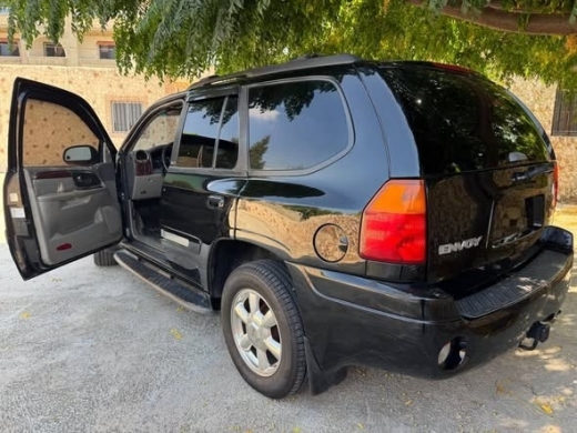 GMC Envoy 2003 — 2
