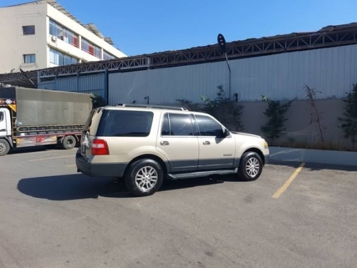 Ford Expedition 2007 — 4