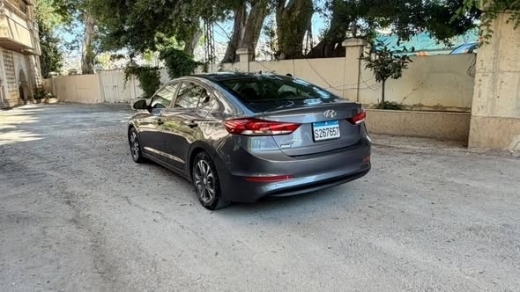 Hyundai Elantra 2017 — 2