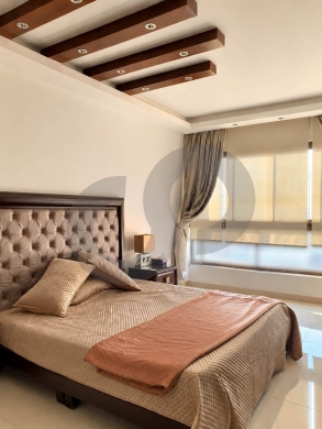 Spacious/last floor/well-maintained building/open view/Batrakieh,… — 3