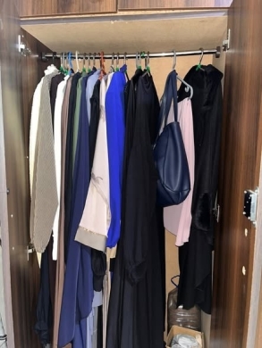 Three-door two-tier wardrobe — 3