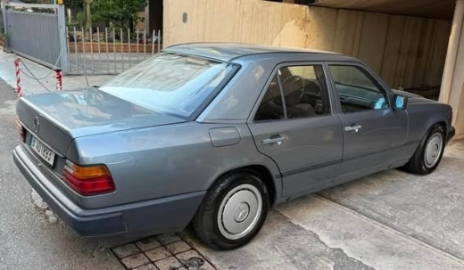 Mercedes E300 1989 — 3