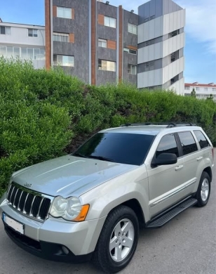 Jeep Grand Cherokee Laredo 2010