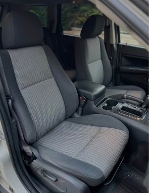 Jeep Grand Cherokee Laredo 2010 — 4