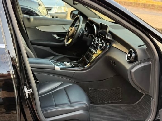 Mercedes C300 2018 Full Option — 3