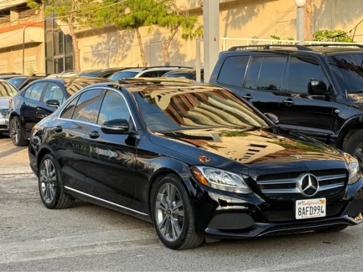 Mercedes C300 2018 Full Option — 2