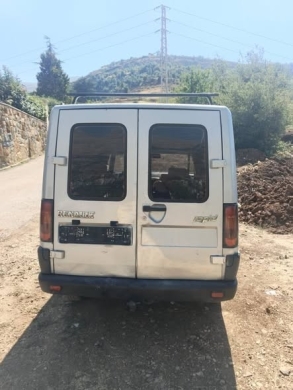 Renault Rapid 1997 — 4
