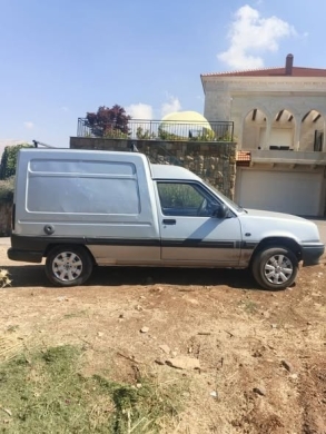 Renault Rapid 1997 — 2