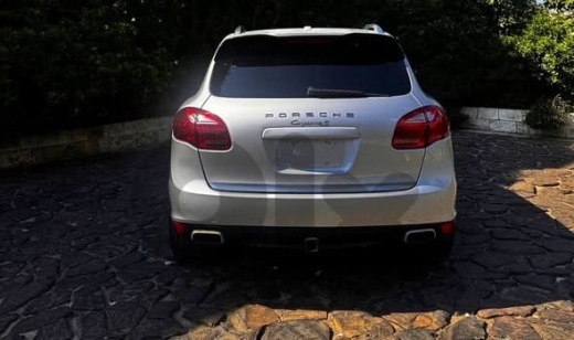 Porsche Cayenne S 2011 — 4
