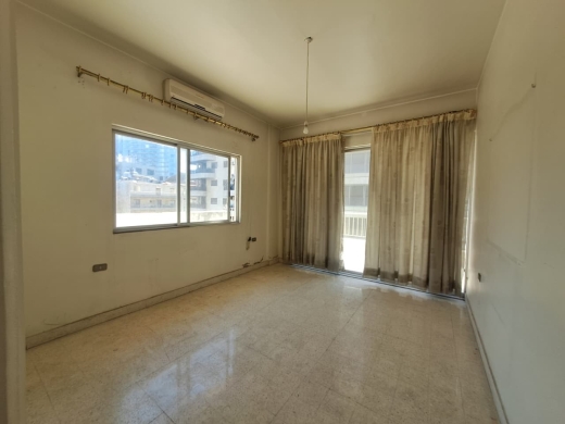 4-Bedroom Apartment For Sale in Hamra, Ras Beirut — 2