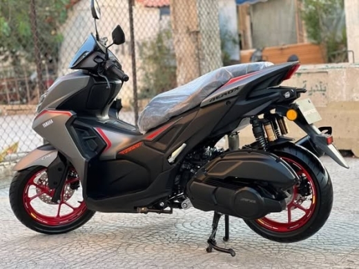 Yamaha Aerox Scooter — 4