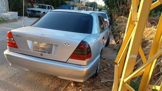 Mercedes 280 Year 2000 — 5