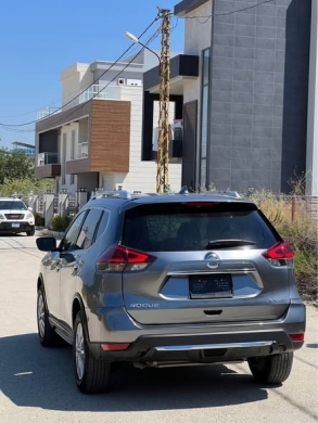 Nissan Rogue 2018 SV AWD — 5