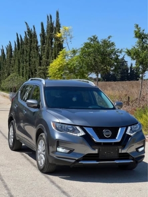 Nissan Rogue 2018 SV AWD — 2