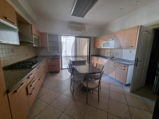 Spacious/prime location/bright interiors/well-designed /Ain El Tineh,BEIRUT/عين ال… — 3