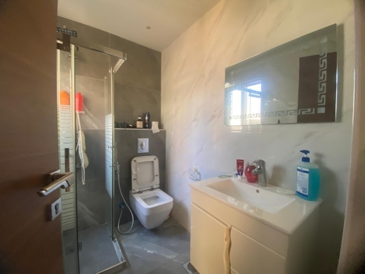 2-Bedroom Apartment For Sale in Caracas, Ras Beirut — 11
