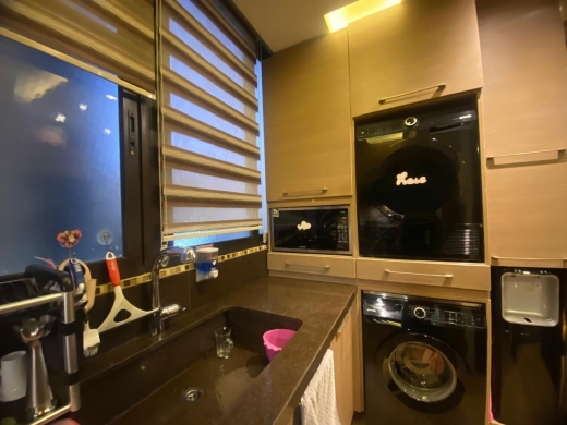 One Bedroom Apartment For Sale in Caracas, Ras Beirut — 6