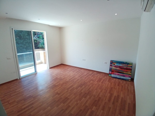 3-Bedroom Apartment in Gated Community For Rent in Dbayeh — 9