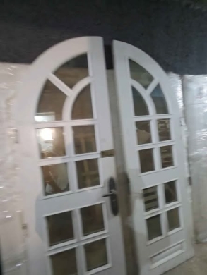 Wooden Doors and Planks for Sale — 2