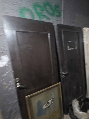 Wooden Doors and Planks for Sale — 3
