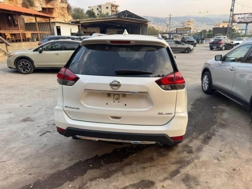 Nissan Rogue SL 2018 — 4