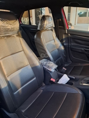 Volkswagen Jetta 2.0 TSI Turbo Excellent Air Conditioning — 8