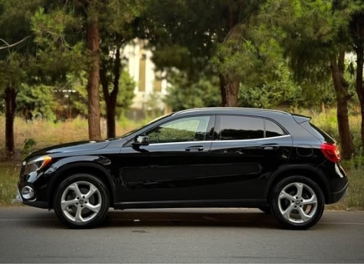 Mercedes-Benz GLA250 4matic 2018 — 4