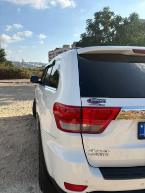 Jeep Grand Cherokee Laredo 2011 — 5