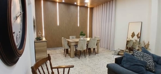 Neat apartment for sale in Dahieh Ramlet el Ali