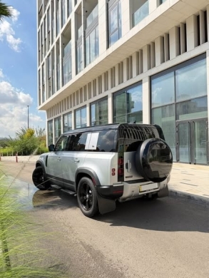 Land Rover Defender 110 First Edition 2020 — 2
