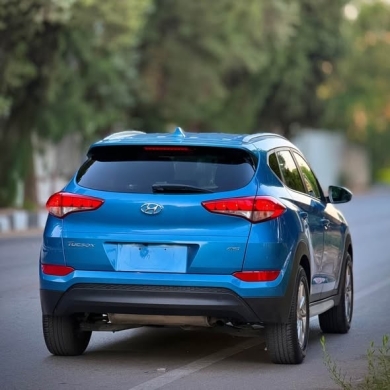 Hyundai Tucson AWD 2018 — 4