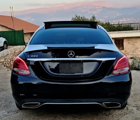 Mercedes Benz C300 2018 — 4