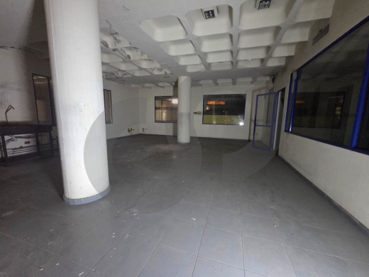 warehouse/LARGE USABLE FLOOR AREA / GENERATOR ROOM/conference room/Private entrance… — 3