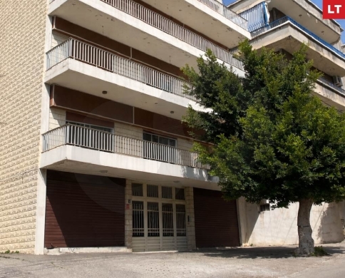 Located in the vibrant suburb of Bouchrieh, this well constructed building REF#LT135285