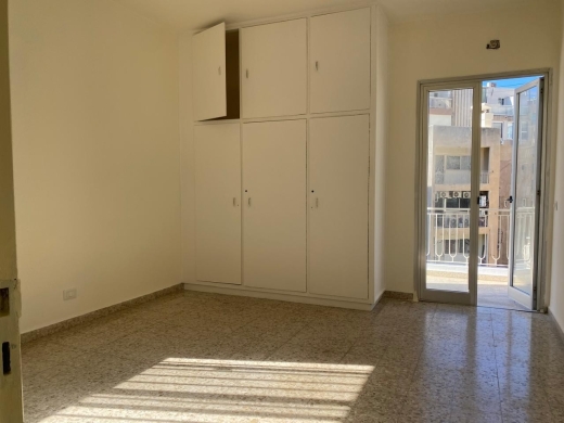 4-Bedroom Apartment For Rent in Hamra, Ras Beirut — 13