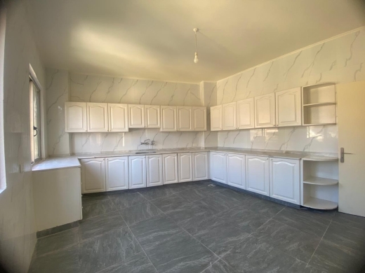 4-Bedroom Apartment For Rent in Hamra, Ras Beirut — 8