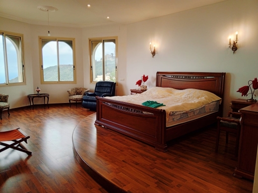 Villa Furnished With Garden & Unlockable View For Sale in Kfour — 15