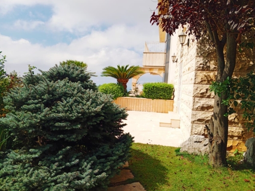 Villa Furnished With Garden & Unlockable View For Sale in Kfour — 9